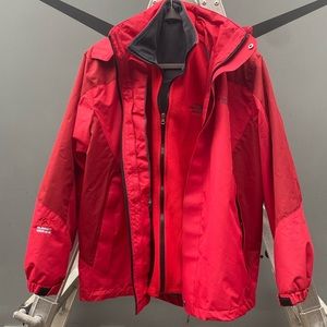 The NORTH FACE SUMMIT SERIES XXL 2 in 1 coat red